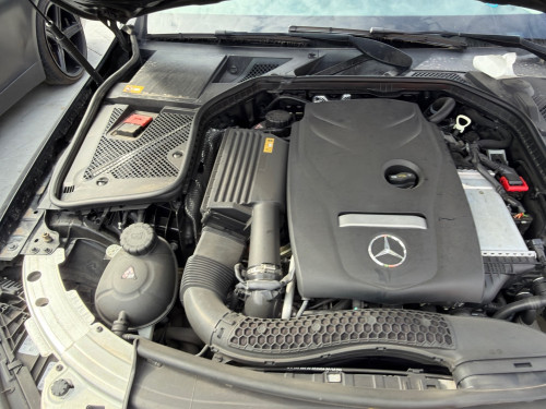 Mercedes Benz C300 2015  សាង 25500$