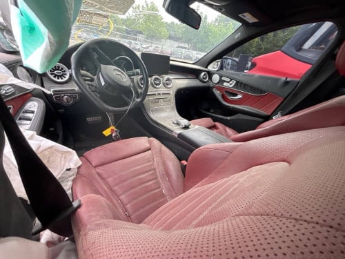 Mercedes Benz C300 AMG សាង 28