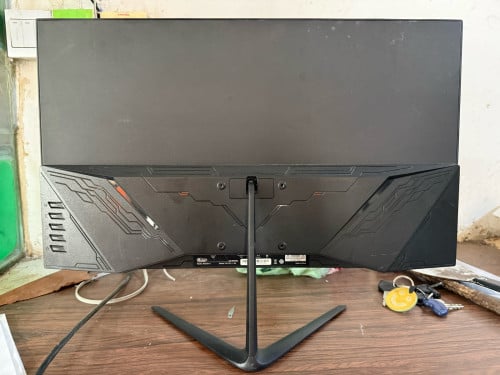 Monitor watashi 24 inch ស្តើង នៅស្អាត 99%
