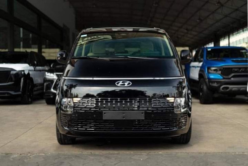 New Stock STARIA Premium 2026
