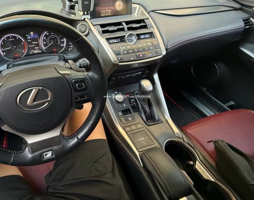 NX 200t 2015 fspot ក្នុងឈើរី 4បូតុង ប៉ុង1 អូតូគូទក្រោយ