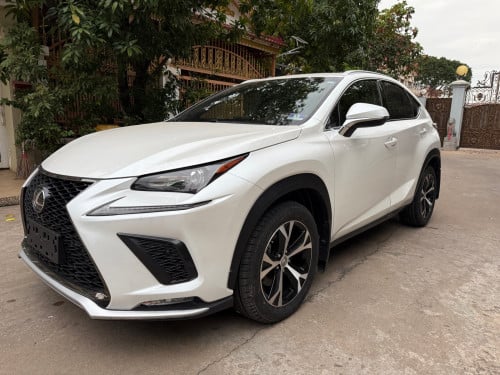 NX 200T 2017 ឡានស្អាតមុខក្រោយអត់បុក ឡានទើបរៀបចំហើយ
