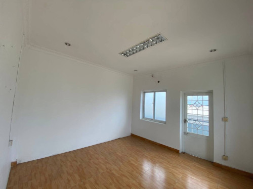 Office Space for rent 15m2