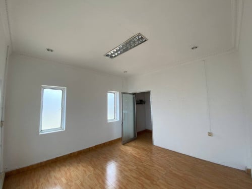 Office Space for rent 15m2
