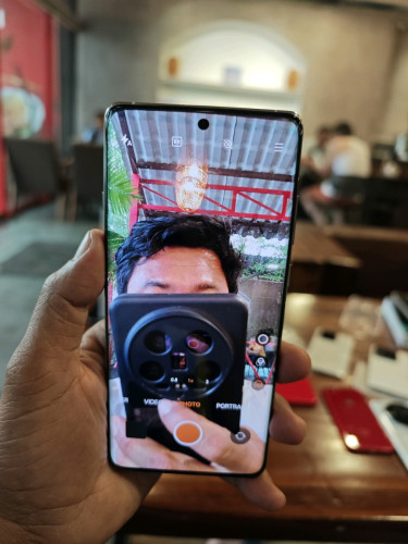 Oppo Find X7 Ultra 12g/256g_CH(វៃដូរបាន)👉$375