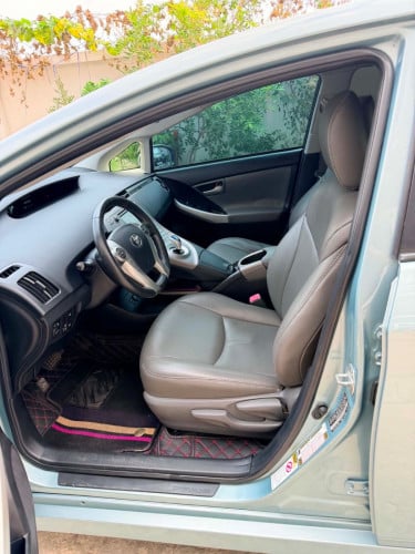 Prius 013 plus in option 3
