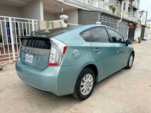 Prius 013 plus in option 3