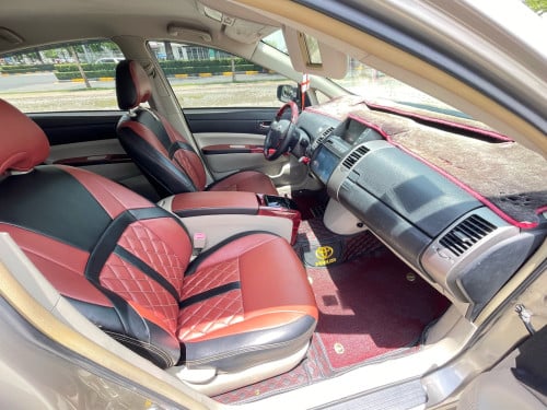 Prius 06 full