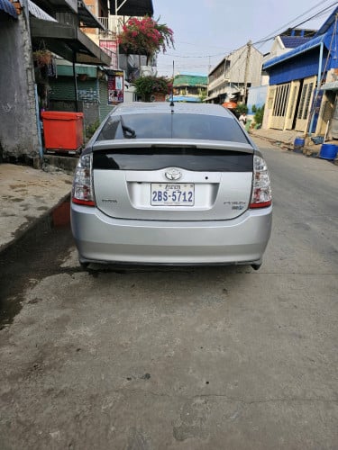 Prius 09 full option 11300$ចរចារ