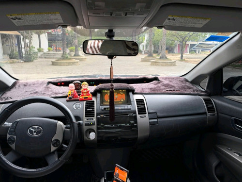 Prius 2008 h-full