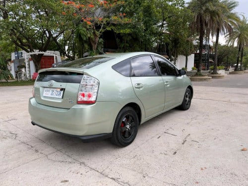 Prius 2008 h-full