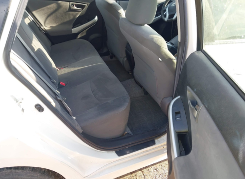 Prius 2012 Option 2 ពណ៌ស