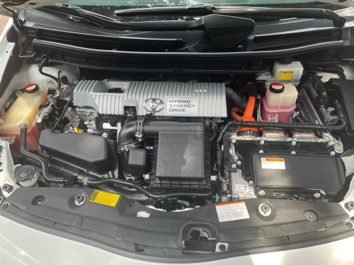 PRIUS 2015 Persona Edition