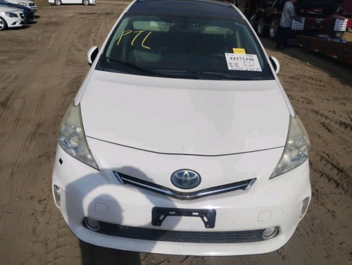 Prius V 012 opt.5 Adv (មកដល់ខែ៦)