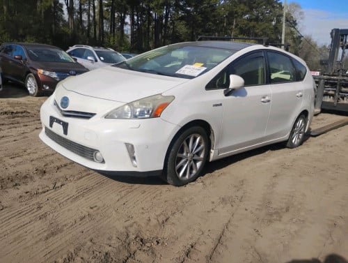 Prius V 012 opt.5 Adv (មកដល់ខែ៦)