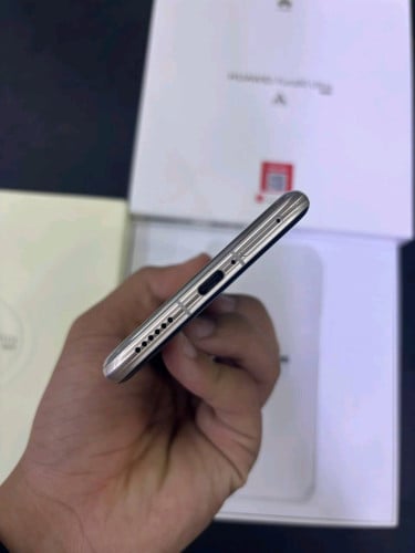 Pura80 Ultra 16G 512G 99.99%