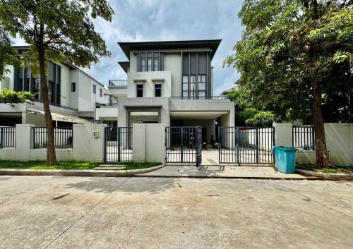 Queen Villa for Rent