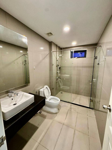 Queen Villa for Rent