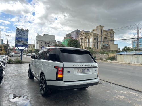 RANGE ROVER VOGUE 2014 HSE Full Options  ម្ចាស់ដើមទីមួយទិញថ្មី ថ្នាំហ្សុីនមួយជុំ ឡាននៅសាណុំទាំងអស់