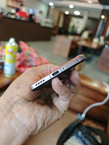Realme GT7 Pro 12g/256g_CH(វៃដូរបាន)👉$365