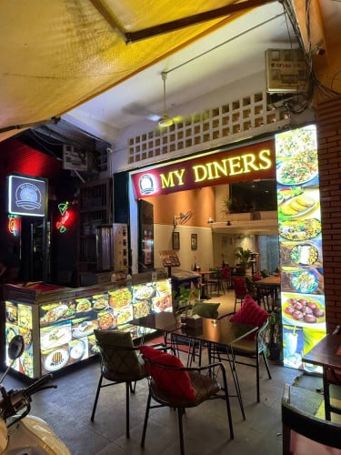 Restaurant for sell / ហាងលក់បន្ទាន់ តំលៃ 1x.xxx$ ( Negotiable price តម្លៃចរចា )