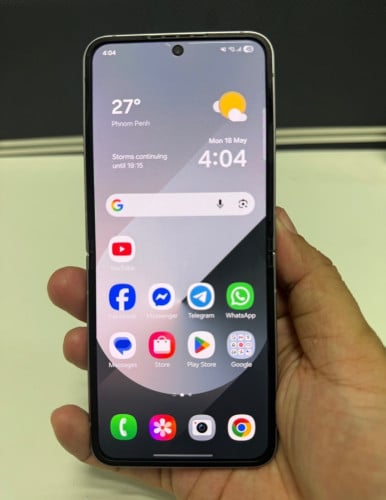 Samsung Z Flip 6 5G(12g+256g) របស់ក្រុមហ៊ុន​ នៅស្អាត​ 99%