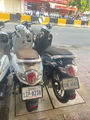 SCOOPY-I 2020 ម៉ូតូក្រុមហ៊ុននៅស្អាត 80% ខ្ចៅខ្ចងនៅសំណុំ