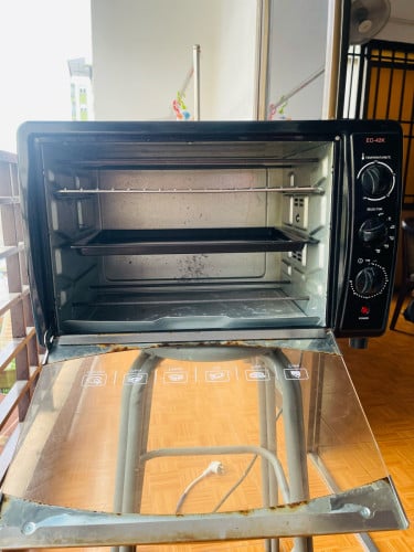 Slightly Use Oven