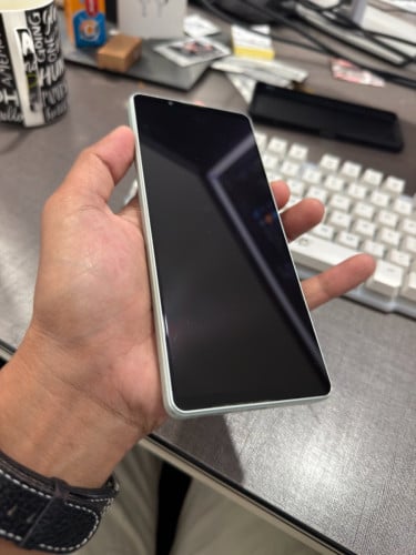Sony Xperia 1 mark4 នៅល្អទាំងអស់