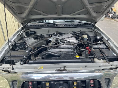 Tacoma 02 V6 លេខអូតូ មេឡាន ថ្មីមិនដែរជួប