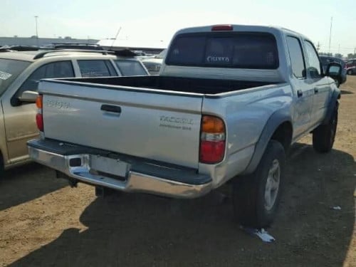 Tacoma 02 V6 លេខអូតូ មេឡាន ថ្មីមិនដែរជួប