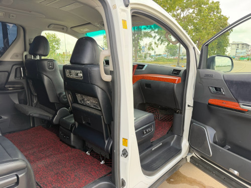 Toyota Alphard 2012 Full ឡើងមុខ 2017 ( កៅអីSC )
