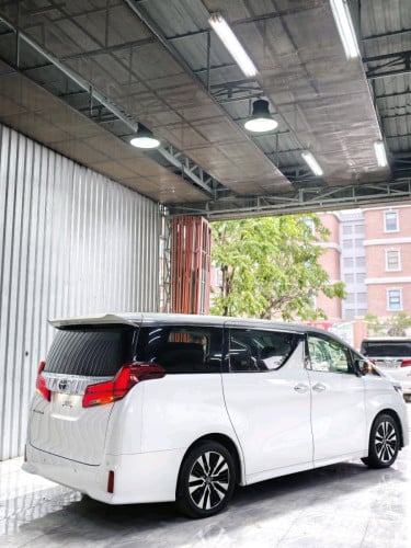 Toyota Alphard full option 2016 up 2021