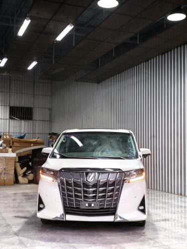 Toyota Alphard full option 2016 up 2021