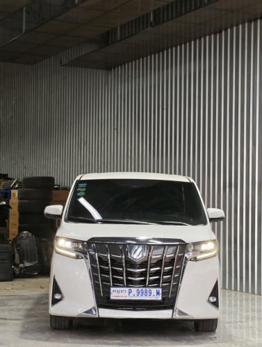 Toyota Alphard Hybrid Executive lounge full option 2020