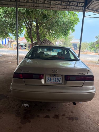 Toyota Camry ឆ្លាម 1998