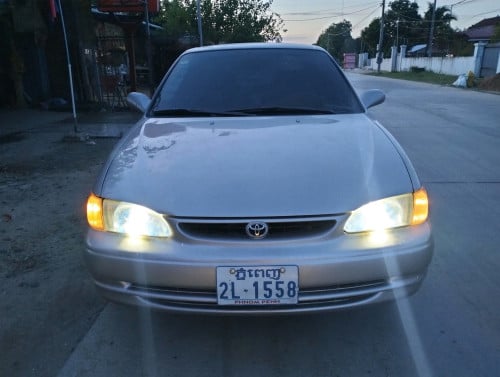 Toyota Corolla 1998 LE
