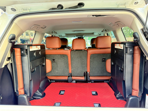 TOYOTA Land Cruiser V8 សាំង នៅដូចថ្មី ,Year:2020 ម្ចាស់ដើម