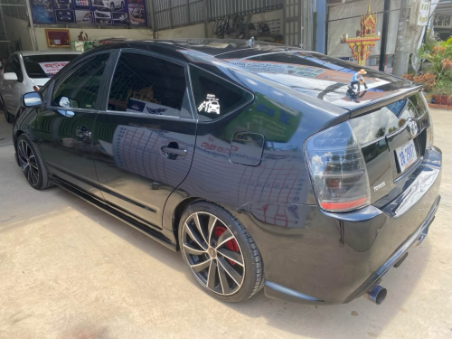 Toyota Prius 04 full ឡានស្អាត Mc លេងហើយ ម៉ាអេម ទីតាំងបាត់ដំបង