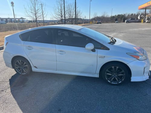 Toyota Prius persona plus performance 2013