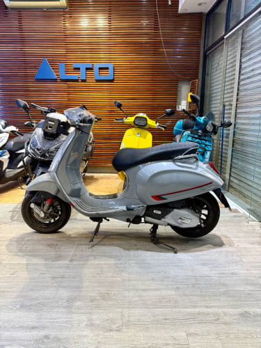 Vespa 2021 125cc 3100$ ក្រដាសពន្ធ