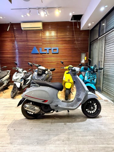 Vespa 2021 125cc 3100$ ក្រដាសពន្ធ