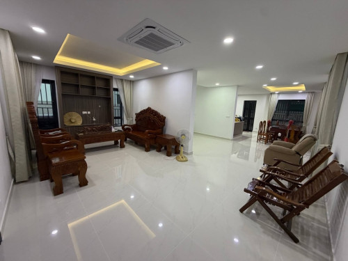 Villa Queen Chip Mong 6A For Rent
