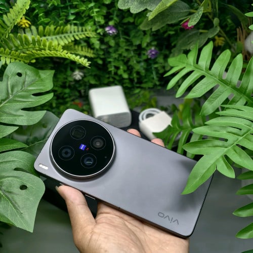 Vivo X300Ultra