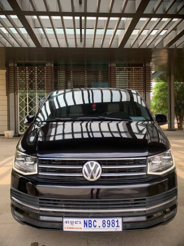 VOLKSWAGEN CARAVEL 2019 VIP