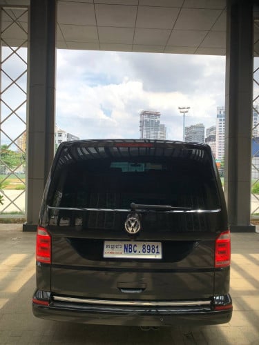 VOLKSWAGEN CARAVEL 2019 VIP