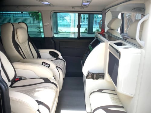 VOLKSWAGEN CARAVEL 2019 VIP