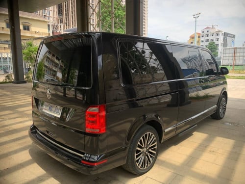 VOLKSWAGEN CARAVEL 2019 VIP