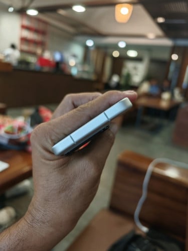 Xiaomi 15 12g/256g_CH(វៃដូរបាន)👉$375
