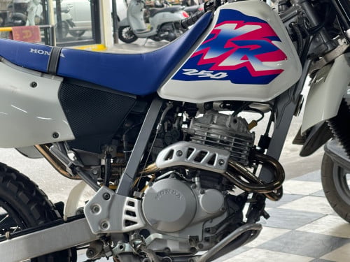 XR250 មានលេខសំណុំ ឃ្លាំង ម៉ាស៊ីន ហាប់